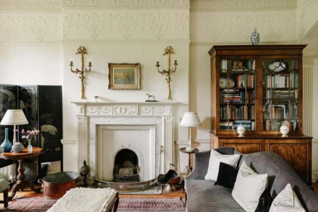 Cressy Hall - Historic Grade II Listed Manor, Gorgeous Topiary Garden Gosberton エクステリア 写真