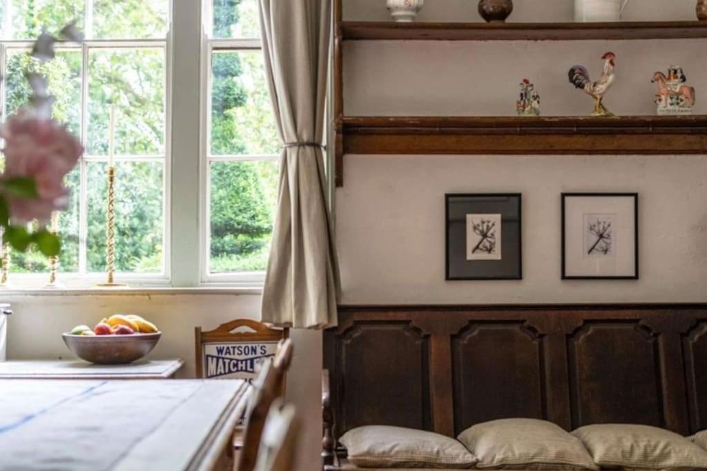 Cressy Hall - Historic Grade II Listed Manor, Gorgeous Topiary Garden Gosberton エクステリア 写真