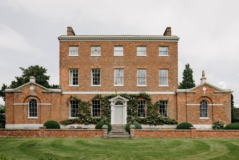 Cressy Hall - Historic Grade II Listed Manor, Gorgeous Topiary Garden Gosberton エクステリア 写真